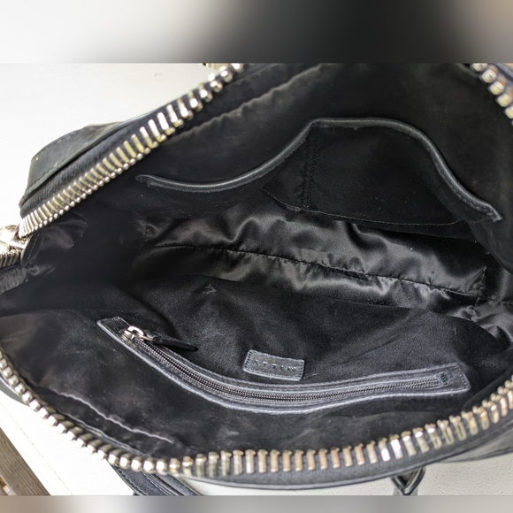 Beautiful Large Milly Satchel - Picture 8 of 10